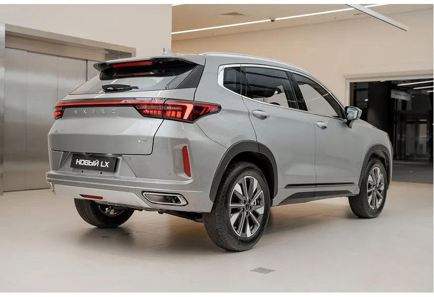 АВИЛОН - EXEED LX 1.6T 7DCT 4WD (150 л.с.) Premium Серебристый - slide 6
