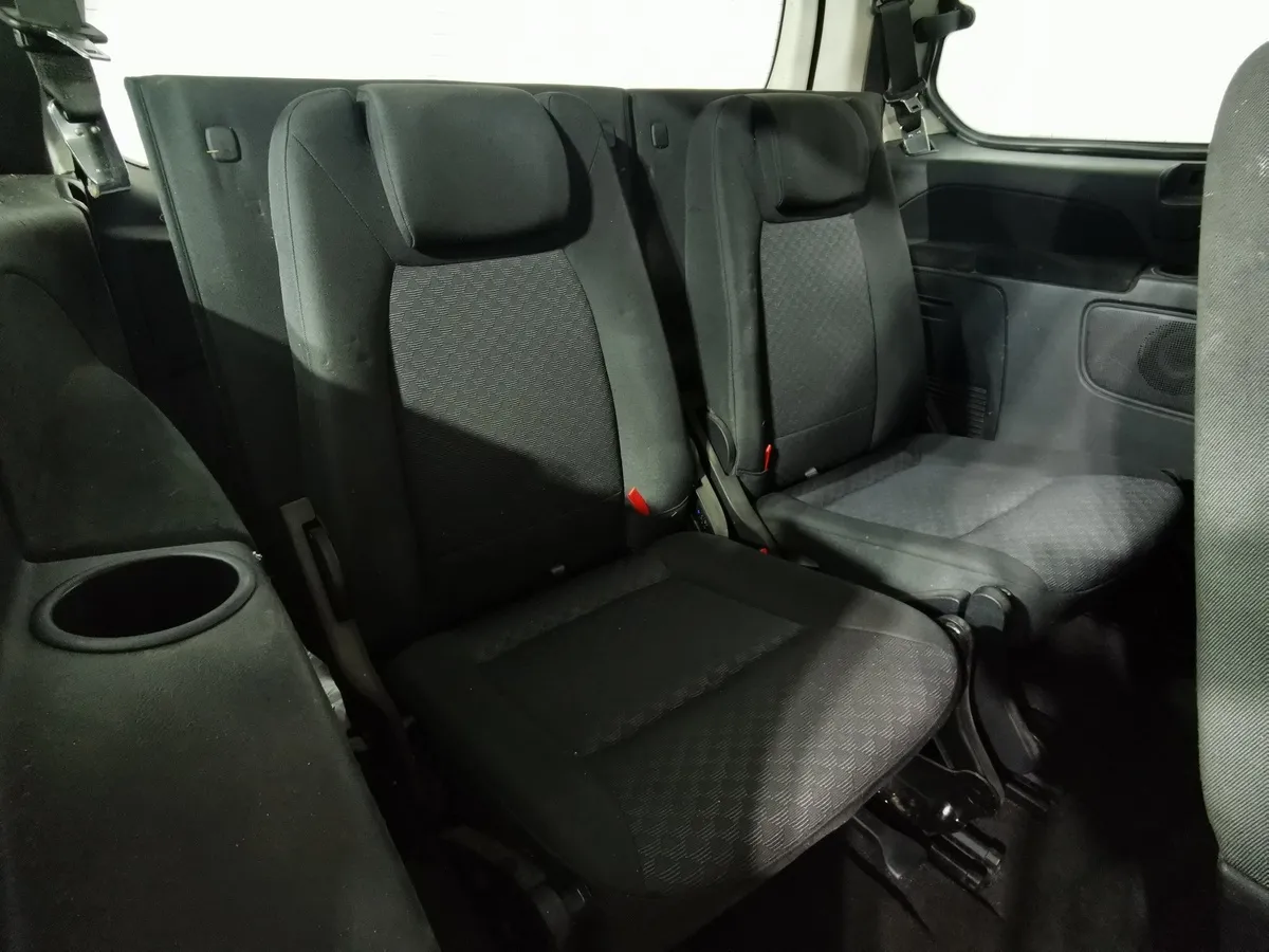Ford Galaxy 2.0 MT (145 л.с.) Серый в АВИЛОН. Слайд №18