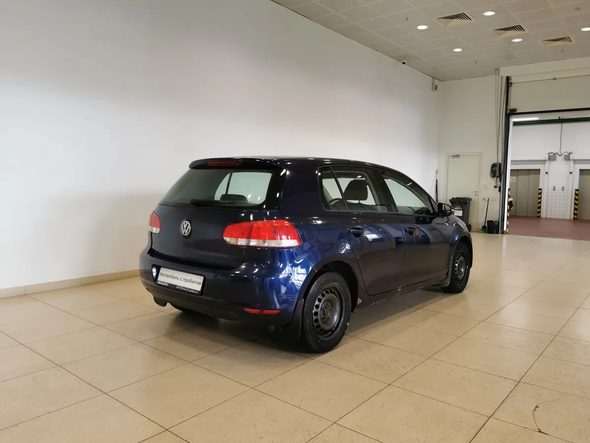Volkswagen Golf 1.2 TSI MT (85 л.с.) Trendline Синий в АВИЛОН. Слайд №2