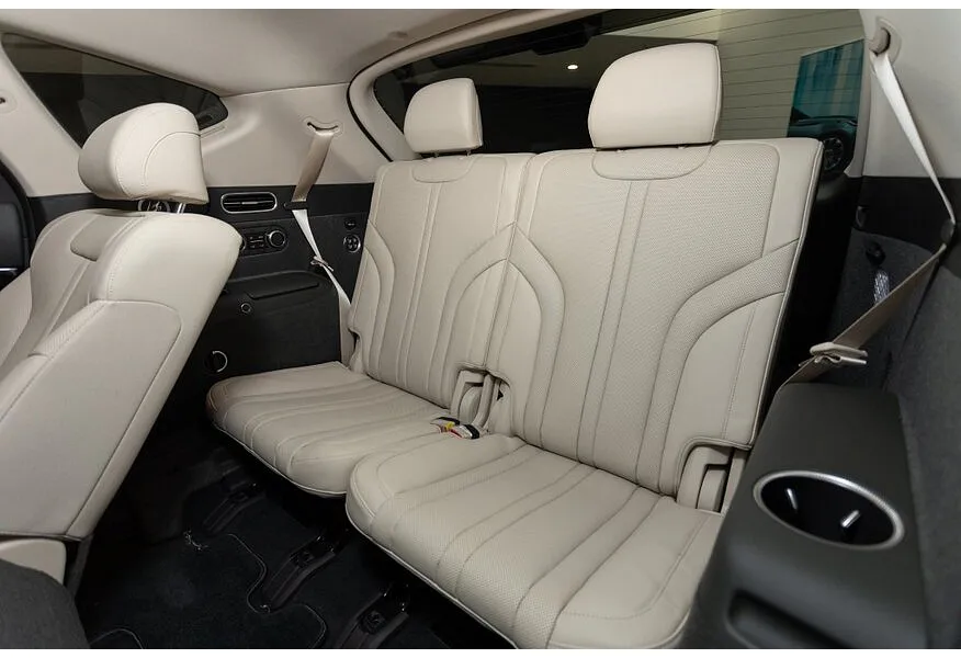 Genesis GV80 2.5 T-GDI 8AT 4WD (249 л.с.) 7 мест Зеленый в АВИЛОН. Слайд №12