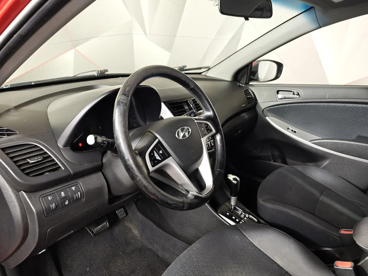 Hyundai Solaris 1.6 AT (123 л.с.) Active Красный в АВИЛОН. Слайд №18