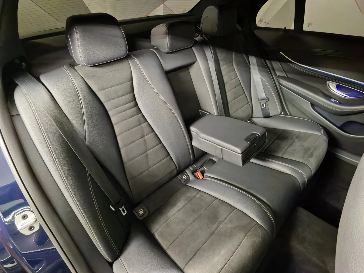 Mercedes-Benz E-Класс E 200 T BlueEfficiency 7G-Tronic Plus (184 л.с.) Белый в АВИЛОН. Слайд №17