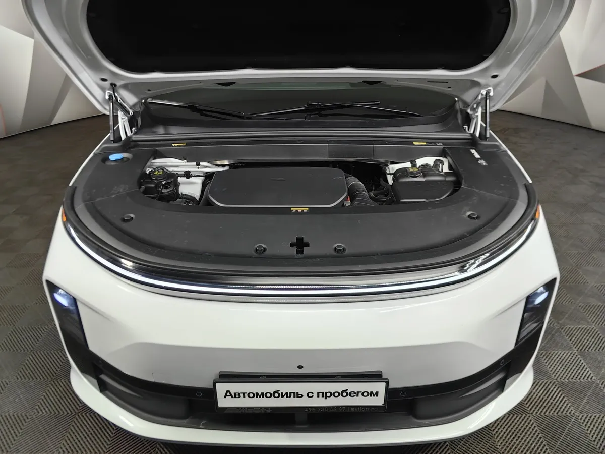 Li Auto L6 1.5 AT 4WD (150 л.с.) Pro Белый в АВИЛОН. Слайд №10