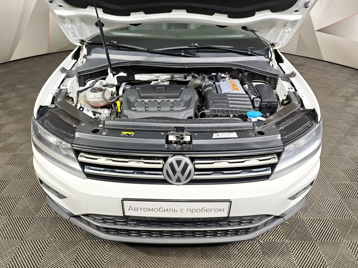 Volkswagen Tiguan 2.0 TSI 4Motion DSG (180 л.с.) OFFROAD Белый в АВИЛОН. Слайд №11