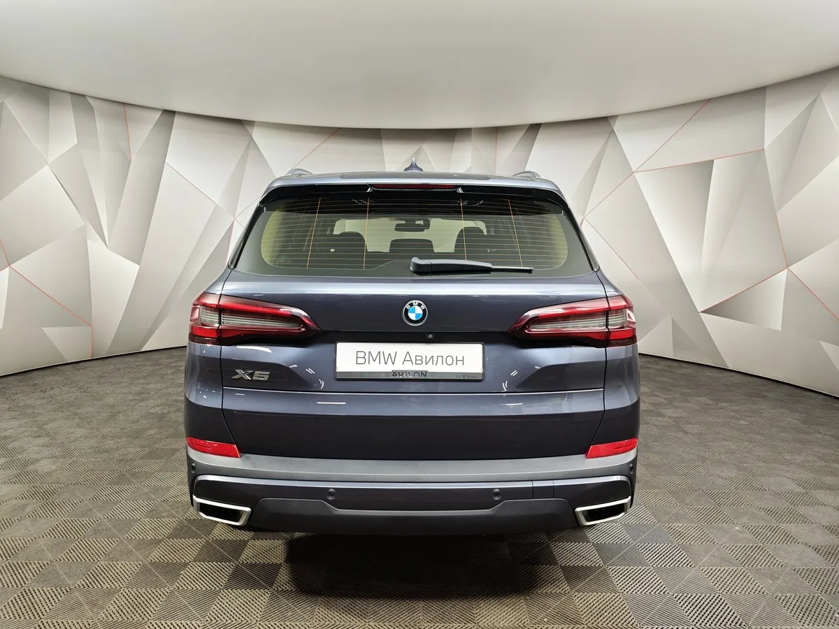 BMW X5 xDrive25d Steptronic (231 л.с.) Base (Локальная сборка) Серый в АВИЛОН. Слайд №4