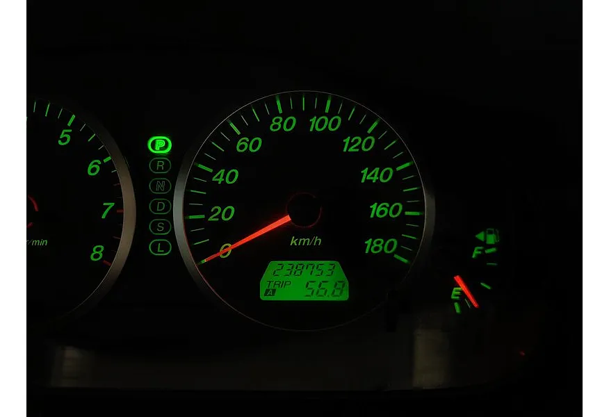 Mazda Demio 1.5 AT (113 л.с.) Серый в АВИЛОН. Слайд №16