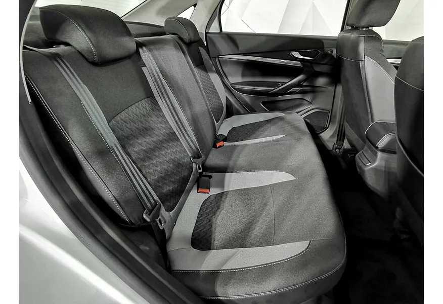 ВАЗ (Lada) Vesta 1.6 MT (106 л.с.) Белый в АВИЛОН. Слайд №14