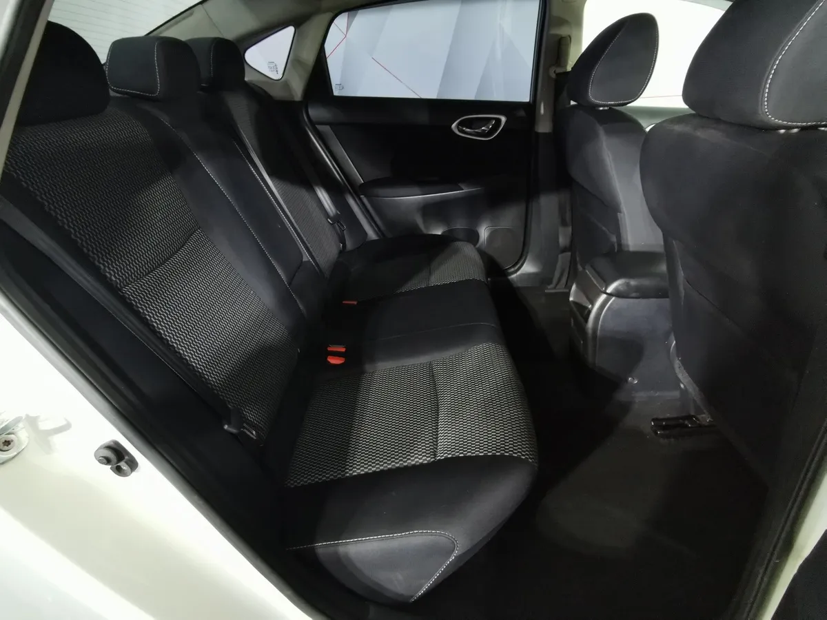 Nissan Sentra 1.6 МТ (117 л.с.) Белый в АВИЛОН. Слайд №14