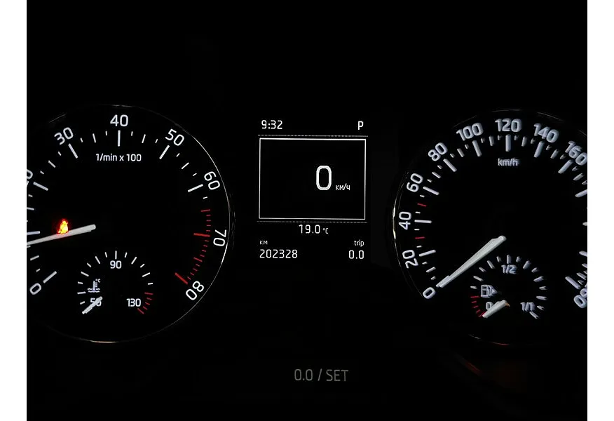 Skoda Octavia 1.8 TSI DSG 4x4 (180 л.с.) Elegance Серебристый в АВИЛОН. Слайд №18