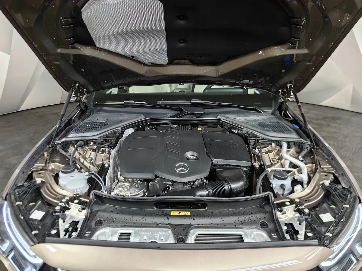 Mercedes-Benz E-Класс E 220 d 4MATIC (197 л.с.) Коричневый в АВИЛОН. Слайд №11