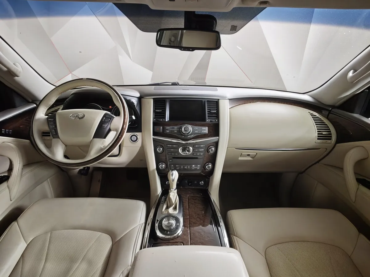Infiniti QX-Series QX56 AT (405 л.с.) Черный в АВИЛОН. Слайд №14