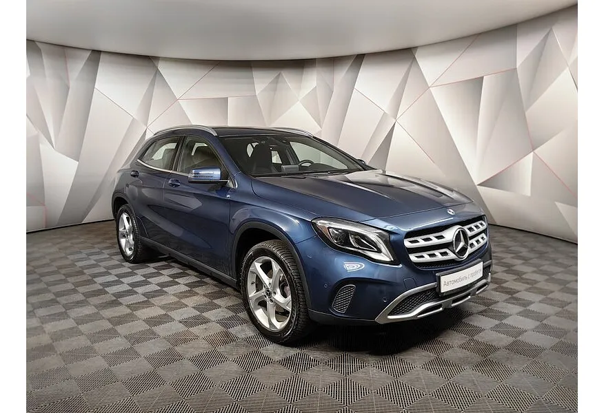 Mercedes-Benz GLA 200 7G-DCT (150 л.с.) Особая серия Синий в АВИЛОН. Слайд №3