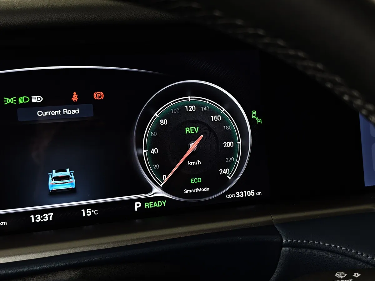 Voyah Free EVR Long Range 1.5 AT AWD (489 л.с.) Белый в АВИЛОН. Слайд №16