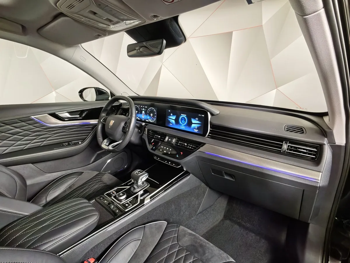 Hongqi HS5 2.0 AT 4WD (224 л.с.) Комфорт Черный в АВИЛОН. Слайд №13