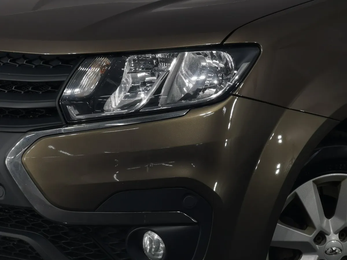ВАЗ (Lada) Largus 1.6 MT 16 кл (5 мест) (102 л.с.) Коричневый в АВИЛОН. Слайд №10