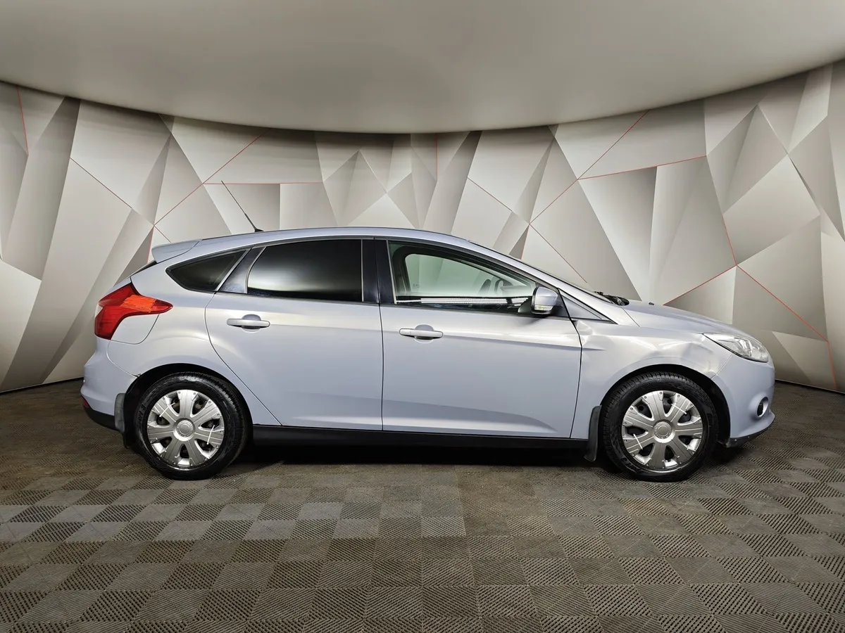 Ford Focus 1.6 MT (105 л.с.) Trend Серый в АВИЛОН. Слайд №6