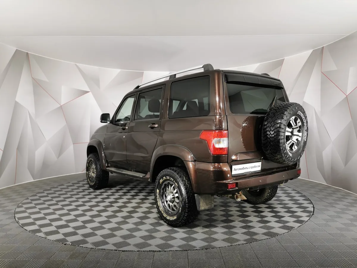 УАЗ Patriot 2.7 MT (135 л.с.) Коричневый в АВИЛОН. Слайд №4