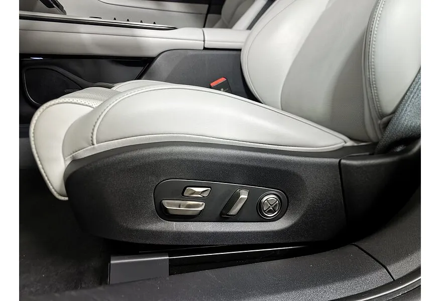 Xiaomi SU7 AT 4WD (673 л.с.) Max Серый в АВИЛОН. Слайд №20