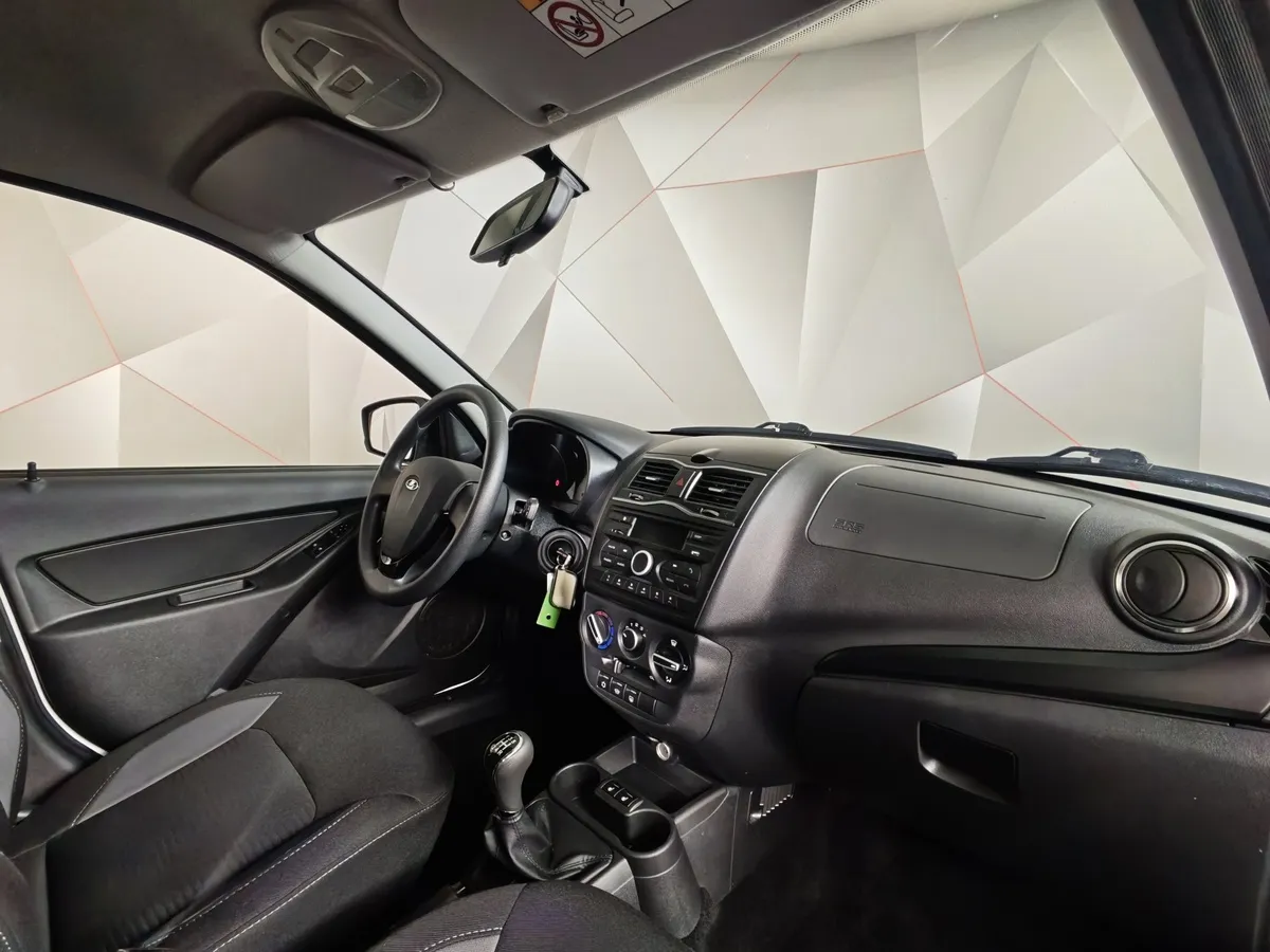 ВАЗ (Lada) Granta 1.6 MT 8кл (87 л.с.) Белый в АВИЛОН. Слайд №11