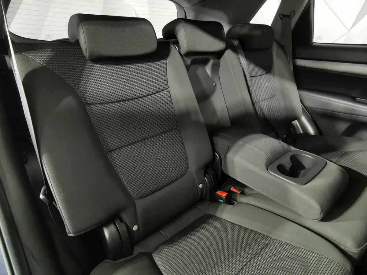 Kia Sorento 2.2 CRDi AT AWD (200 л.с.) Luxe Синий в АВИЛОН. Слайд №16
