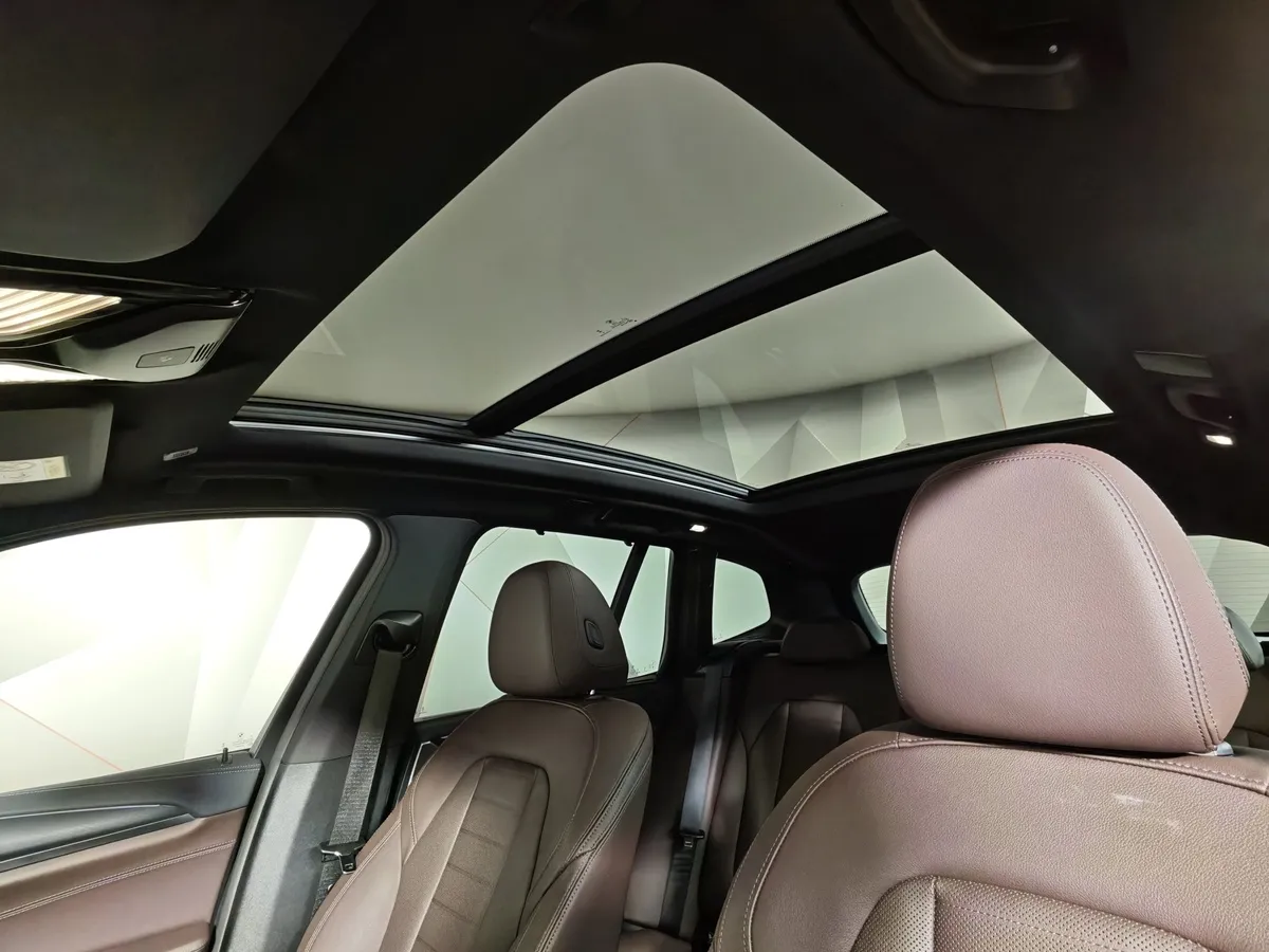 BMW X3 xDrive20i AT (184 л.с.) Черный в АВИЛОН. Слайд №19