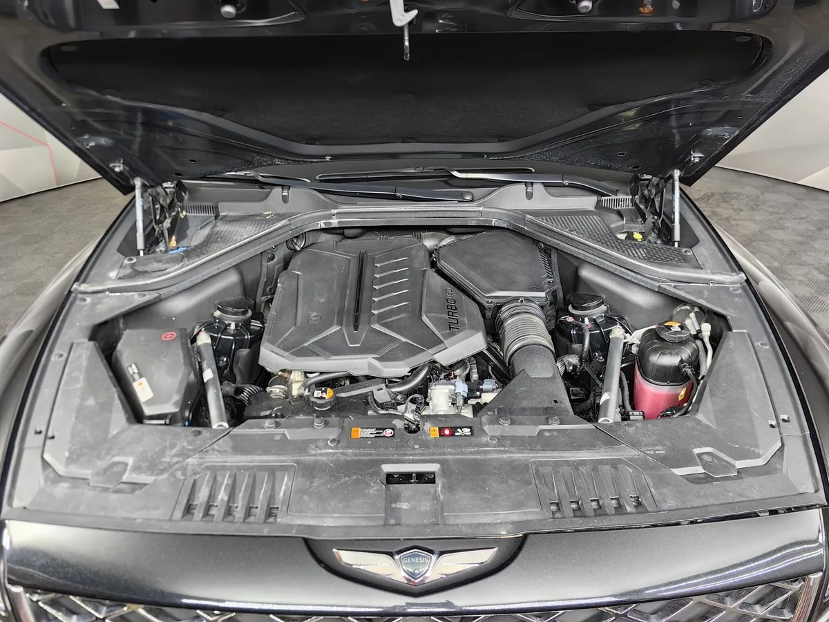 Genesis GV80 3.0D VGT 8AT 4WD 7 мест (249 л.с.) Elite Черный в АВИЛОН. Слайд №11