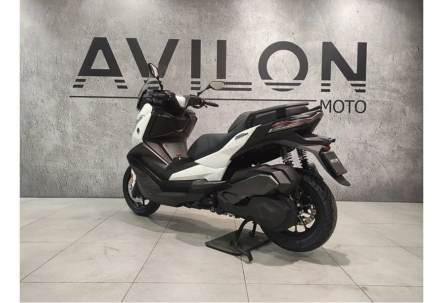 АВИЛОН - VOGE SR4 Max 350 см³ (28 л.с.) (28) 350 Белый - slide 4
