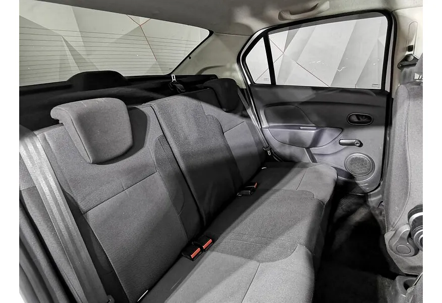 Renault Logan 1.6 MT (87 л.с.) Белый в АВИЛОН. Слайд №16