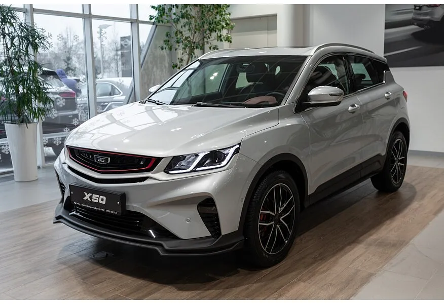 АВИЛОН - Belgee X50 1.5T 7DCT 2WD (150 л.с.) Prestige Серебристый - slide 9519680