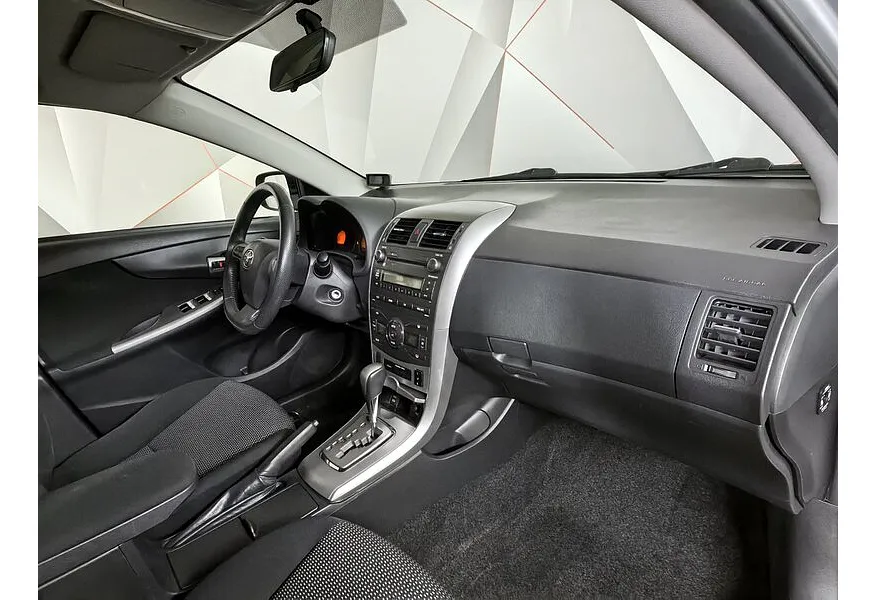 АВИЛОН - Toyota Corolla 1.6 AT (110 л.с.) Серебристый - slide 9