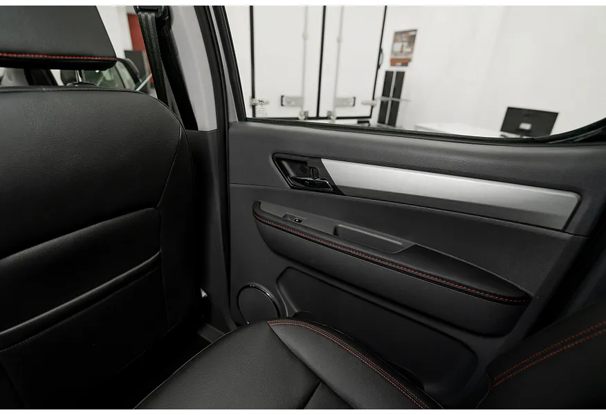 Sollers ST6 2.0D 6MT AWD (136 л.с.) Comfort Серебристый в АВИЛОН. Слайд №11