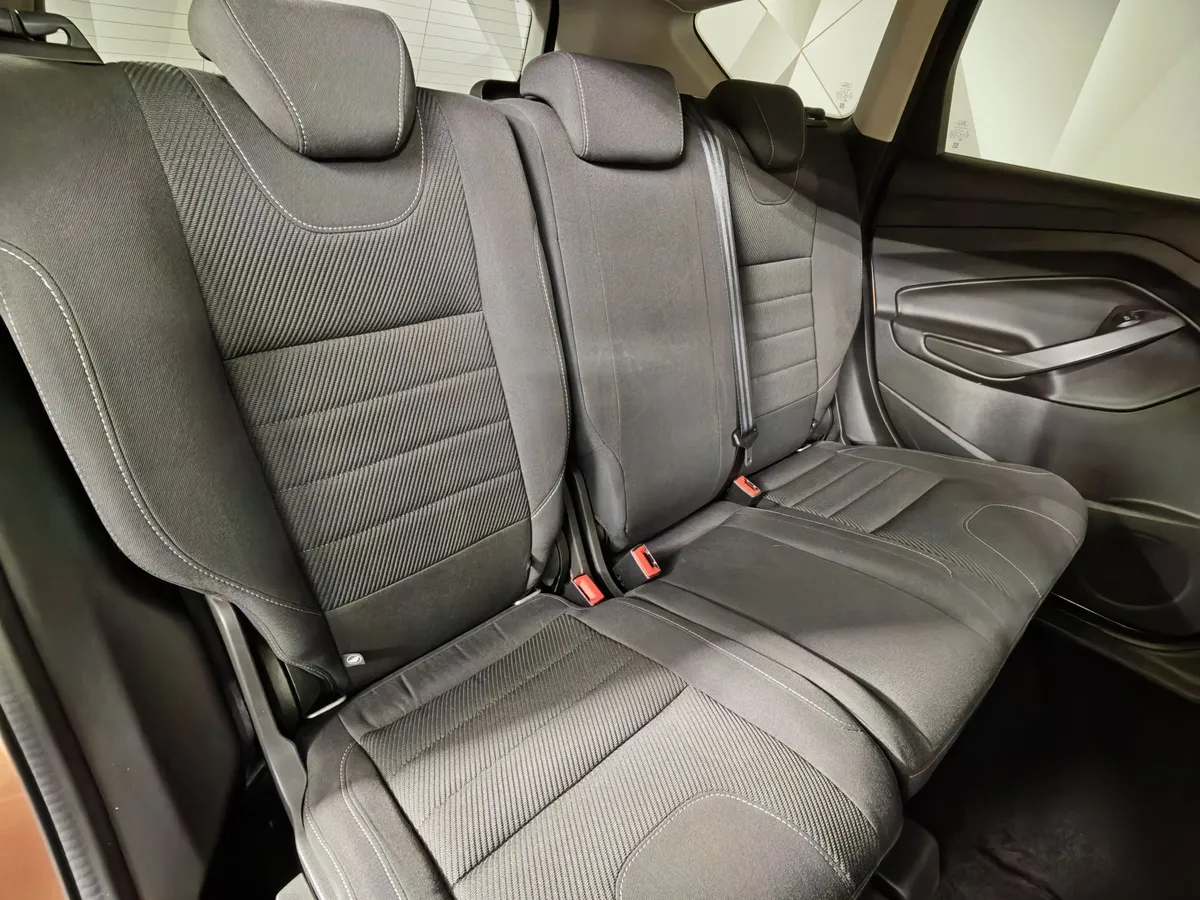 Ford Kuga 1.5 EcoBoost AT AWD (150 л.с.) Trend Plus Коричневый в АВИЛОН. Слайд №16