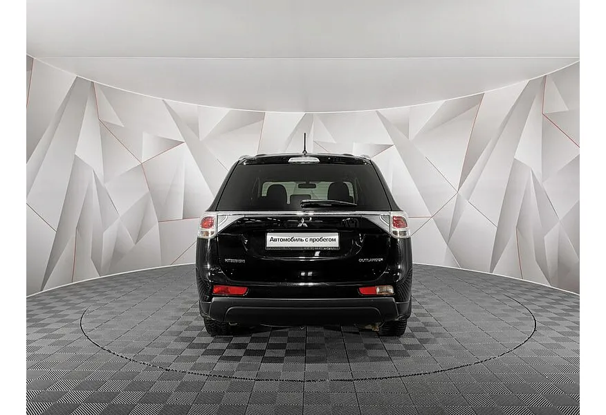 Mitsubishi Outlander 2.0 CVT (146 л.с.) Invite Черный в АВИЛОН. Слайд №8