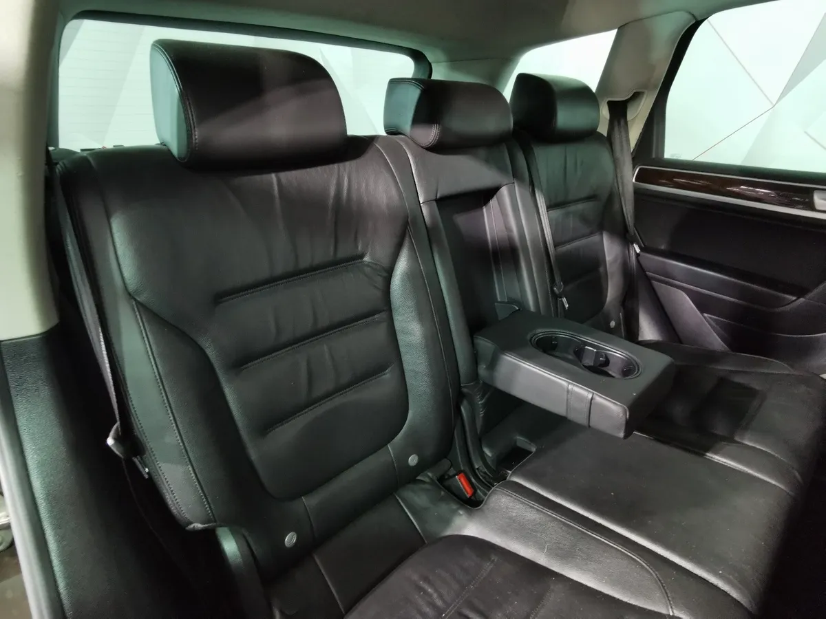 Volkswagen Touareg 3.0 TDI Tiptronic 4Motion (245 л.с.) V6 TDI Коричневый в АВИЛОН. Слайд №16