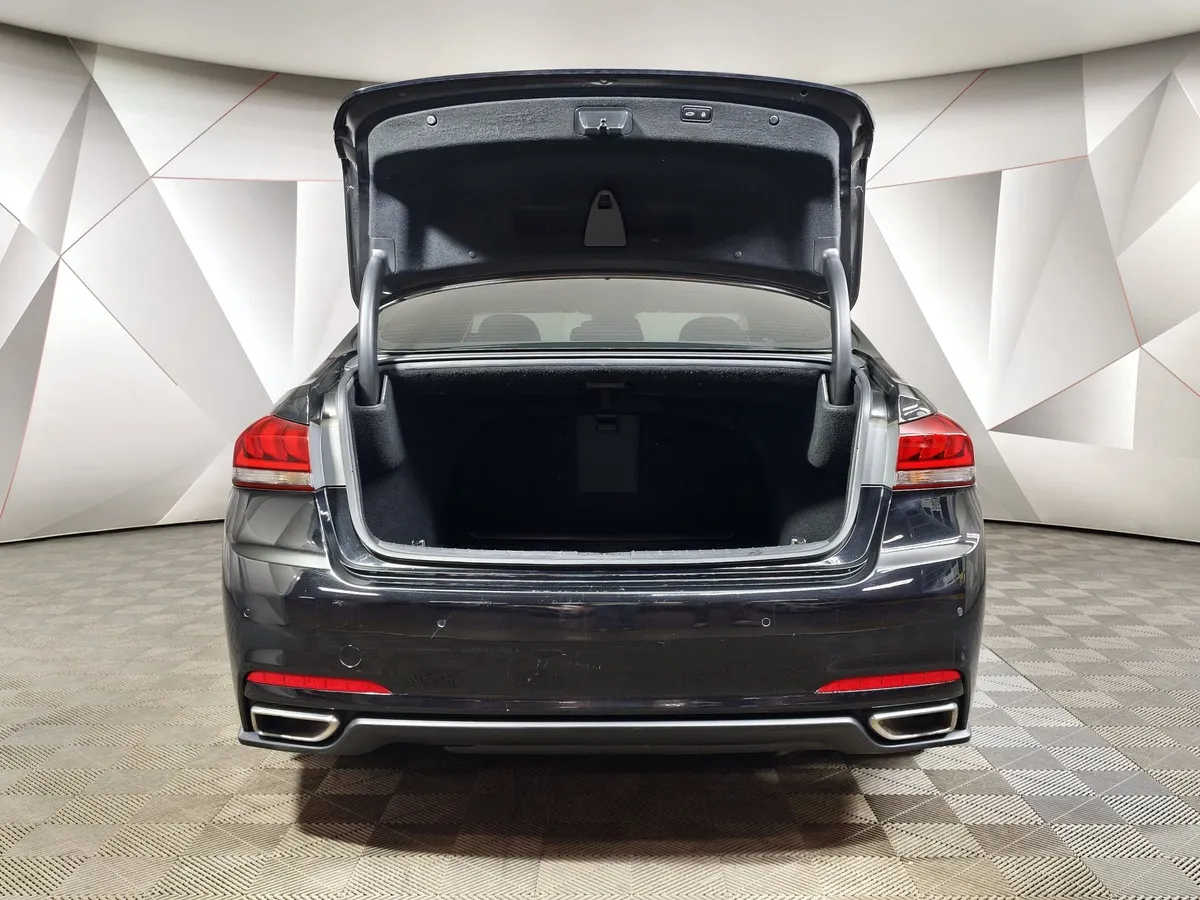 Hyundai Genesis 3.0 AT AWD (249 л.с.) Luxury Черный в АВИЛОН. Слайд №12