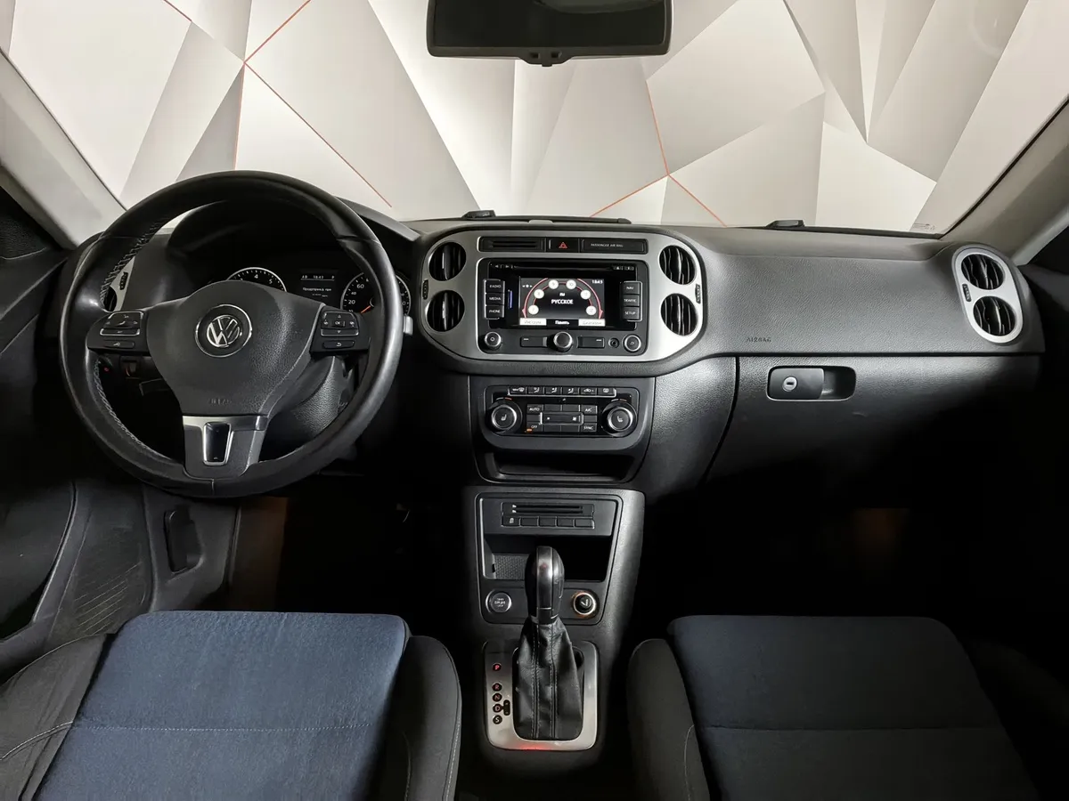Volkswagen Tiguan 2.0 TSI 4Motion AT (170 л.с.) Sport&Style Серый в АВИЛОН. Слайд №14