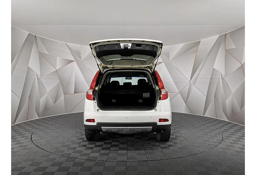 Geely Emgrand X7 2.4 AT (148 л.с.) Comfort Белый в АВИЛОН. Слайд №12
