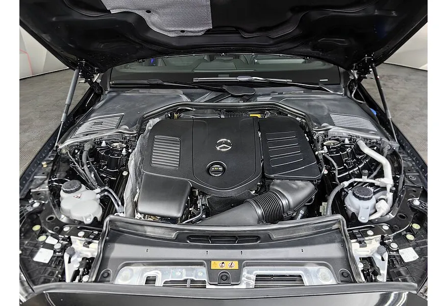 Mercedes-Benz C-Класс C 200 4MATIC (197 л.с.) Sport Plus Черный в АВИЛОН. Слайд №10