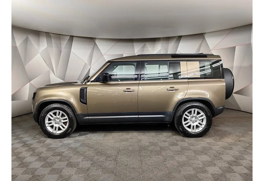 Land Rover Defender 2.0 TD AT (200 л.с.) SE Коричневый в АВИЛОН. Слайд №5