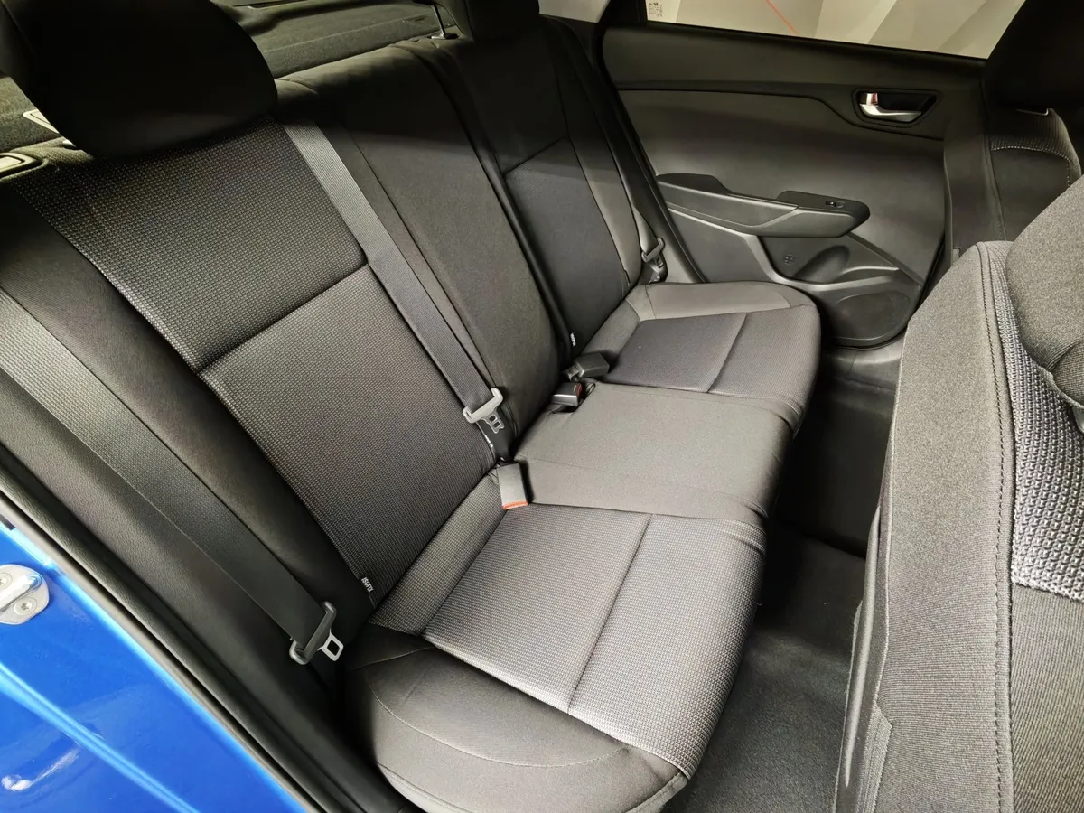 Hyundai Solaris 1.6 MT (123 л.с.) Active Plus Синий в АВИЛОН. Слайд №17
