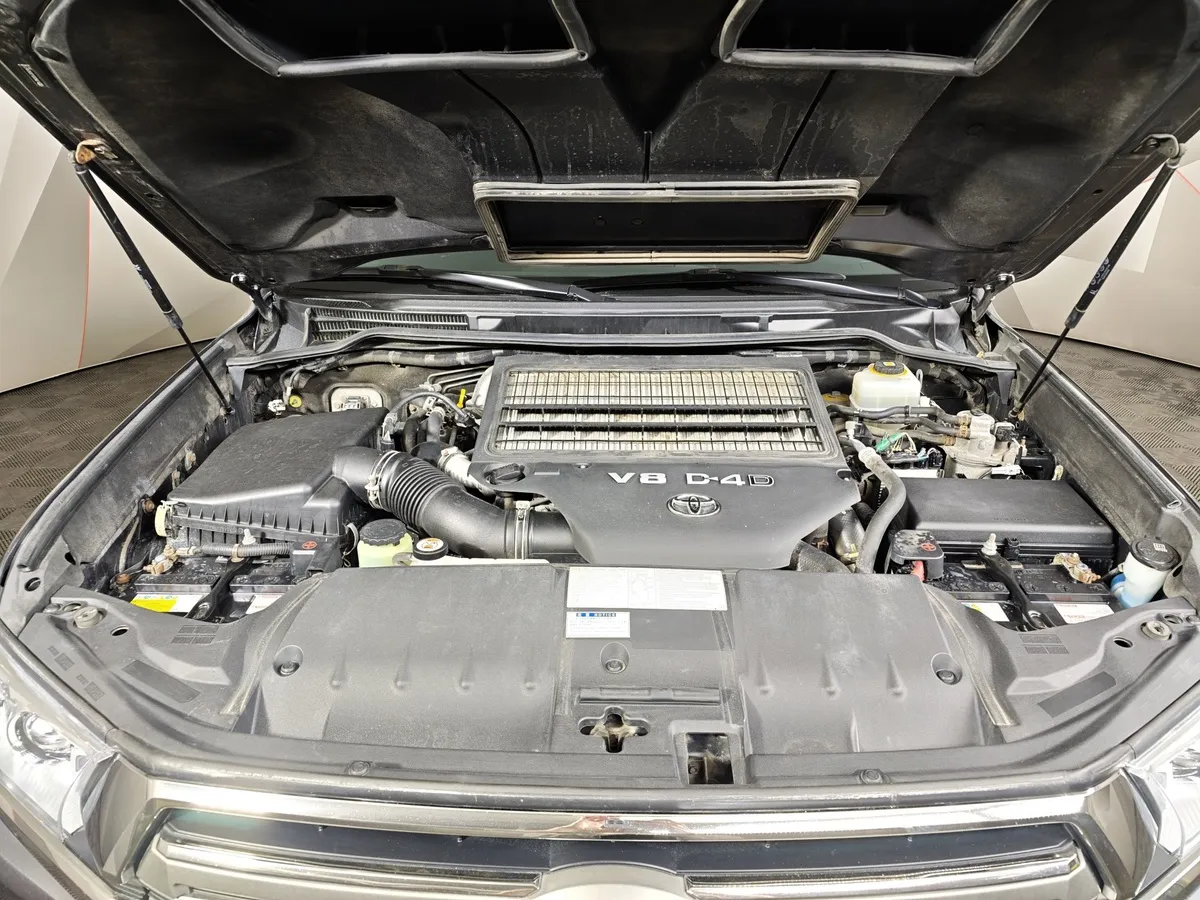 Toyota Land Cruiser 4.5 TD AT (249 л.с.) Серый в АВИЛОН. Слайд №11