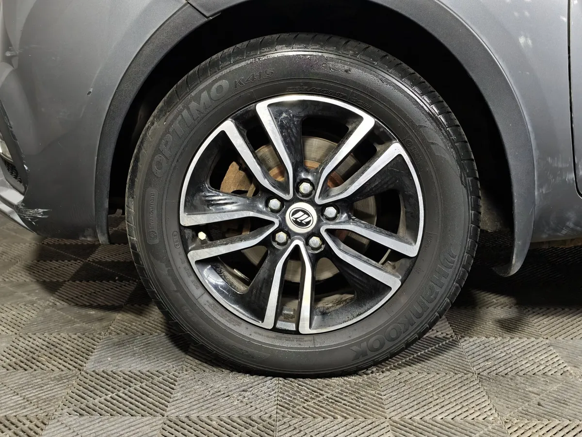 Lifan X60 1.8 CVT (128 л.с.) Серый в АВИЛОН. Слайд №9