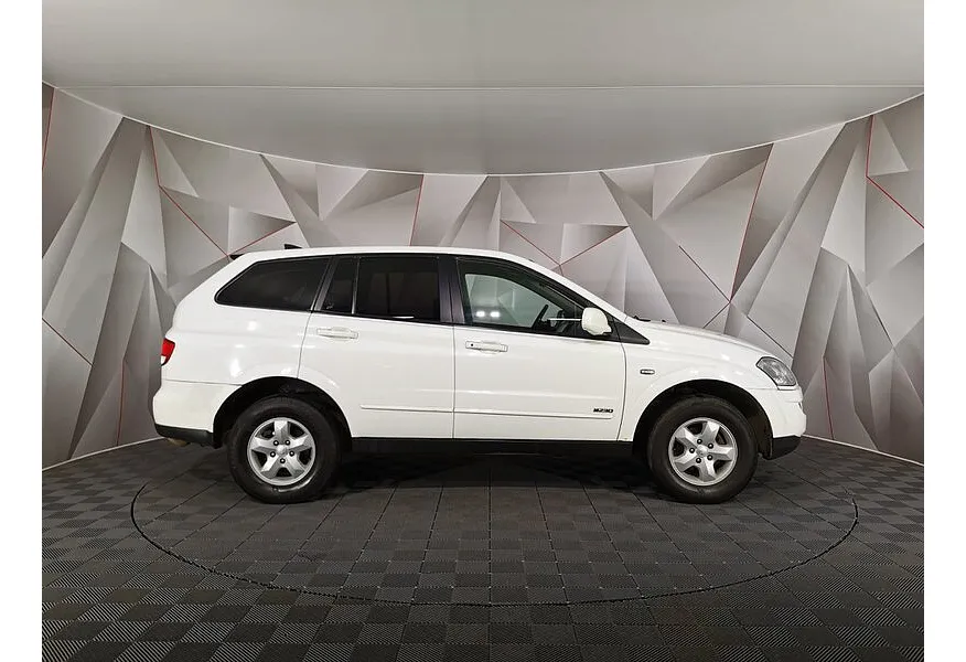 SsangYong Kyron 2.3 E-Tronic 4WD (150 л.с.) Белый в АВИЛОН. Слайд №6