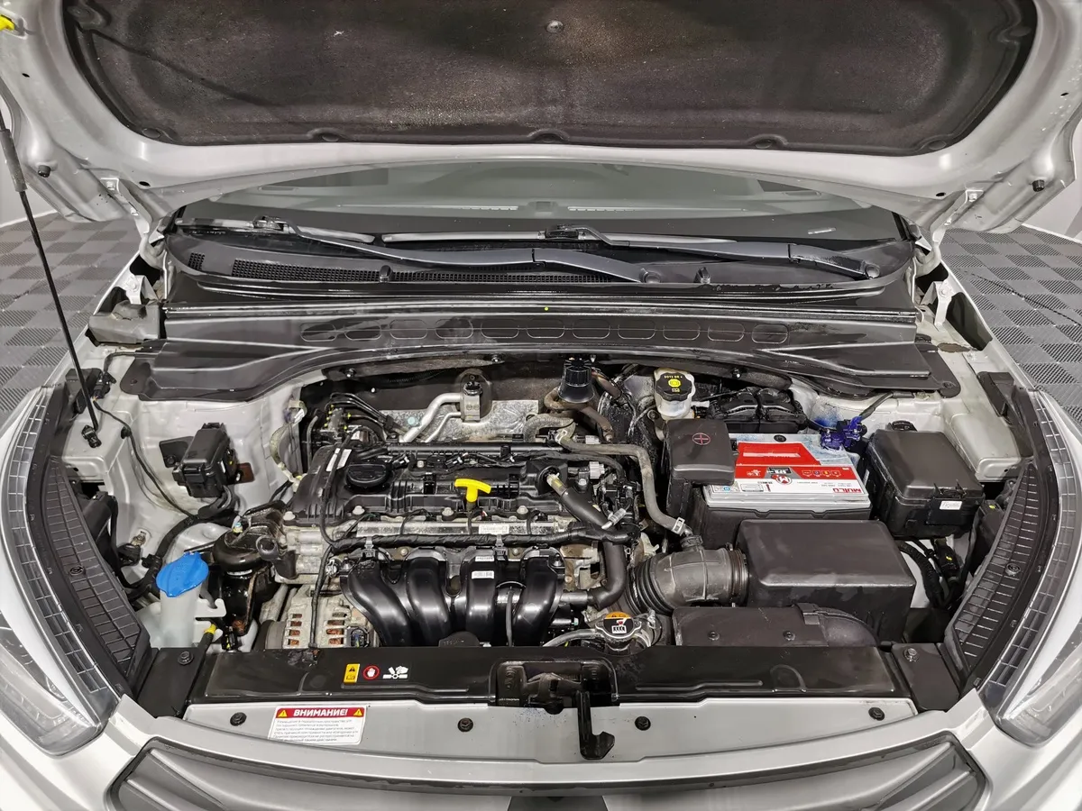 Hyundai Creta 2.0 AT (149 л.с.) Comfort Серебристый в АВИЛОН. Слайд №11