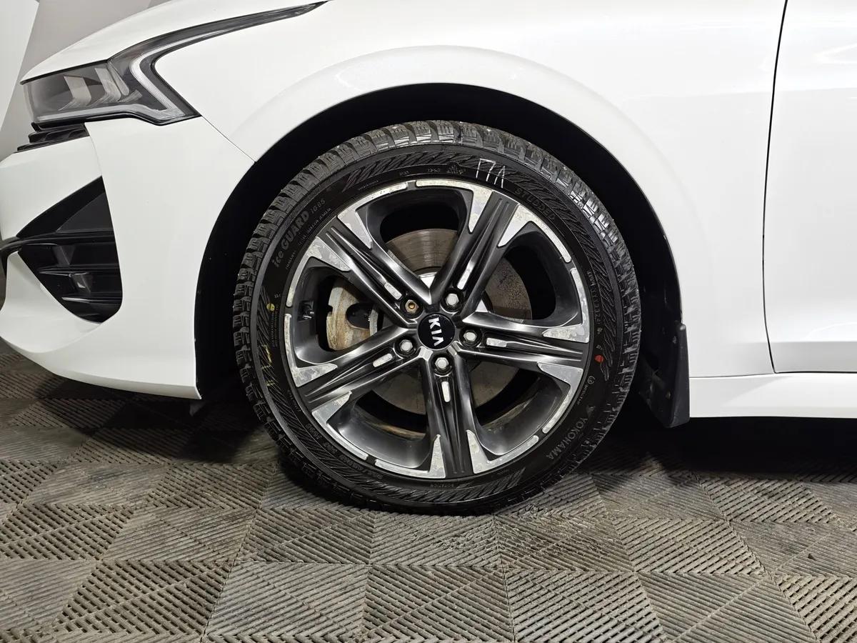Kia K5 2.5 GDI AT 2WD (194 л.с.) GT Line Plus Белый в АВИЛОН. Слайд №9