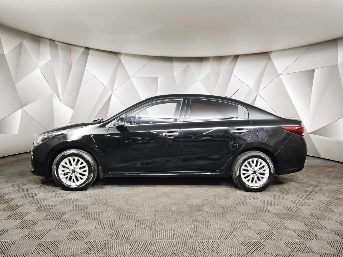 Kia Rio 1.6 AT (123 л.с.) Черный в АВИЛОН. Слайд №5