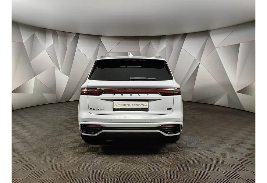 Geely Monjaro 2.0T 8AT 4WD (238 л.с.) Flagship Белый в АВИЛОН. Слайд №8