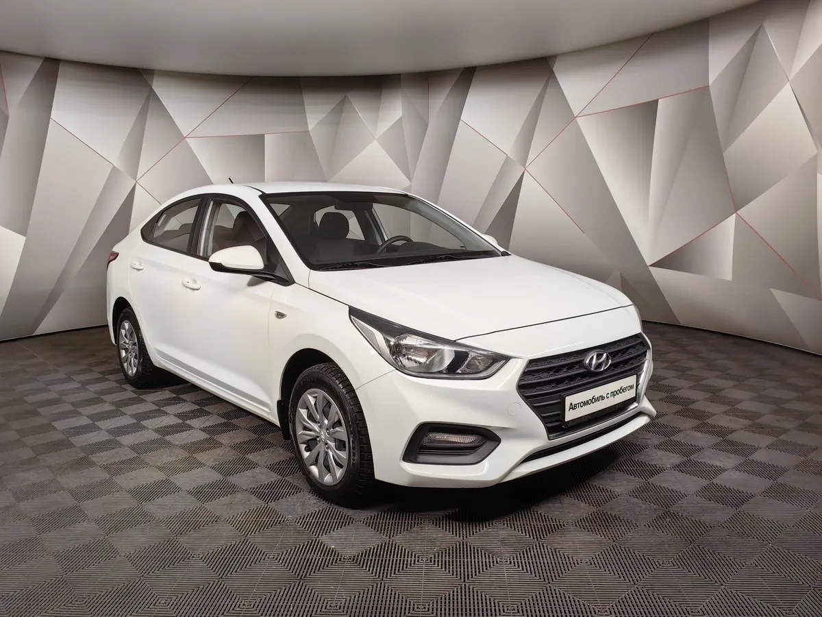 Hyundai Solaris 1.4 MT (107 л.с.) Active Белый в АВИЛОН. Слайд №3