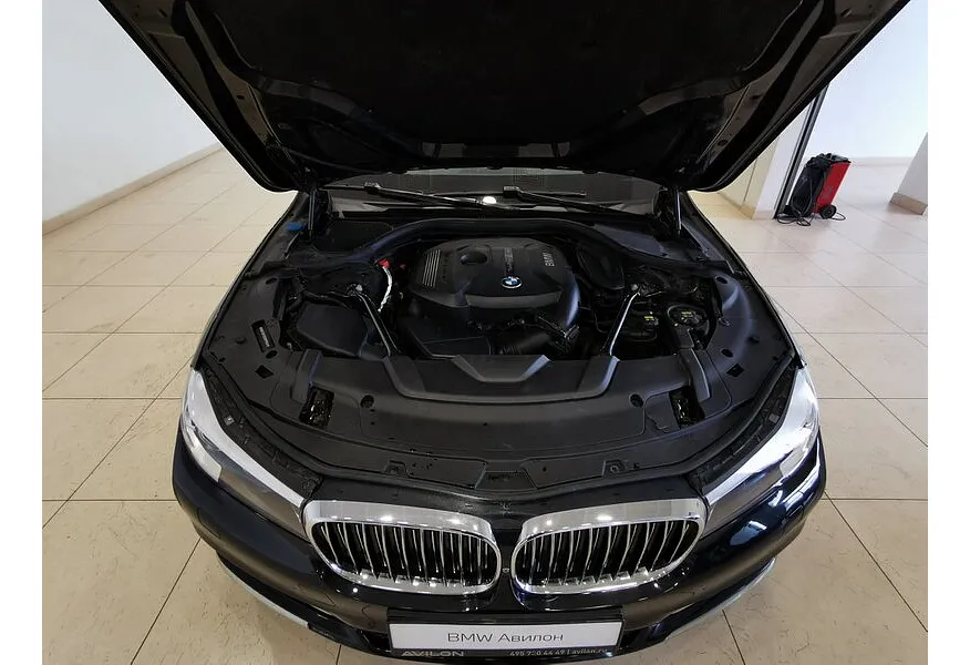 BMW 7 серия 730i Steptronic (258 л.с.) Черный в АВИЛОН. Слайд №10