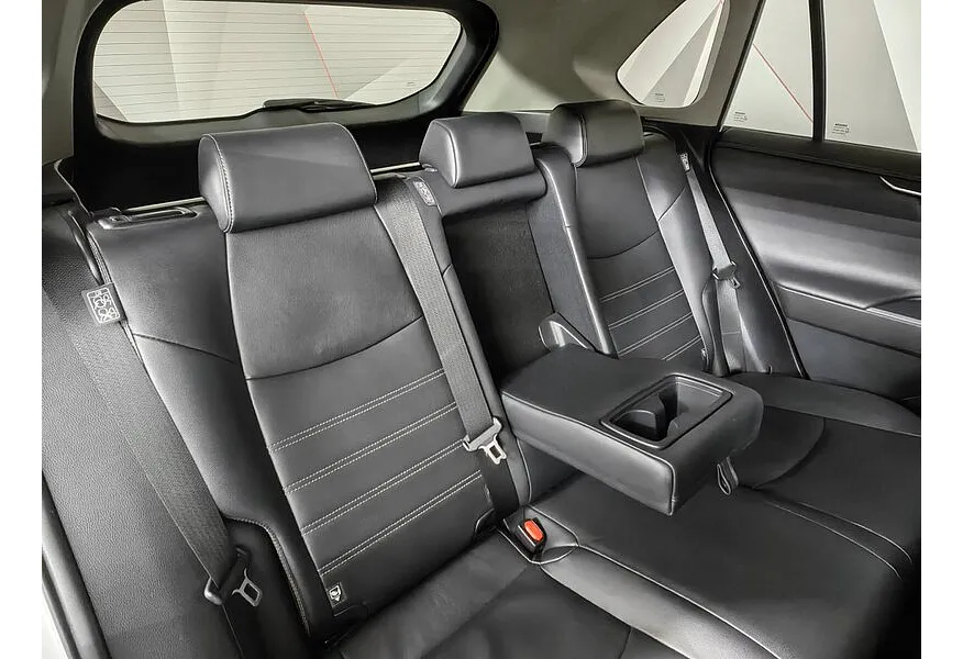 Toyota RAV4 2.0i CVT AWD (149 л.с.) Люкс Белый в АВИЛОН. Слайд №16